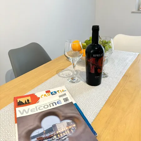 Apartament Gitara